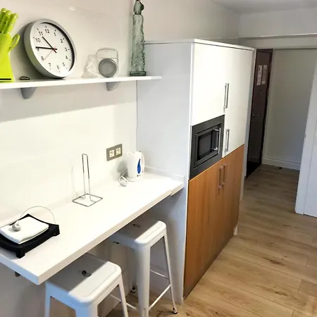 Apartment Holidays2fuengirola Boliches 3 Bedroom & Pool